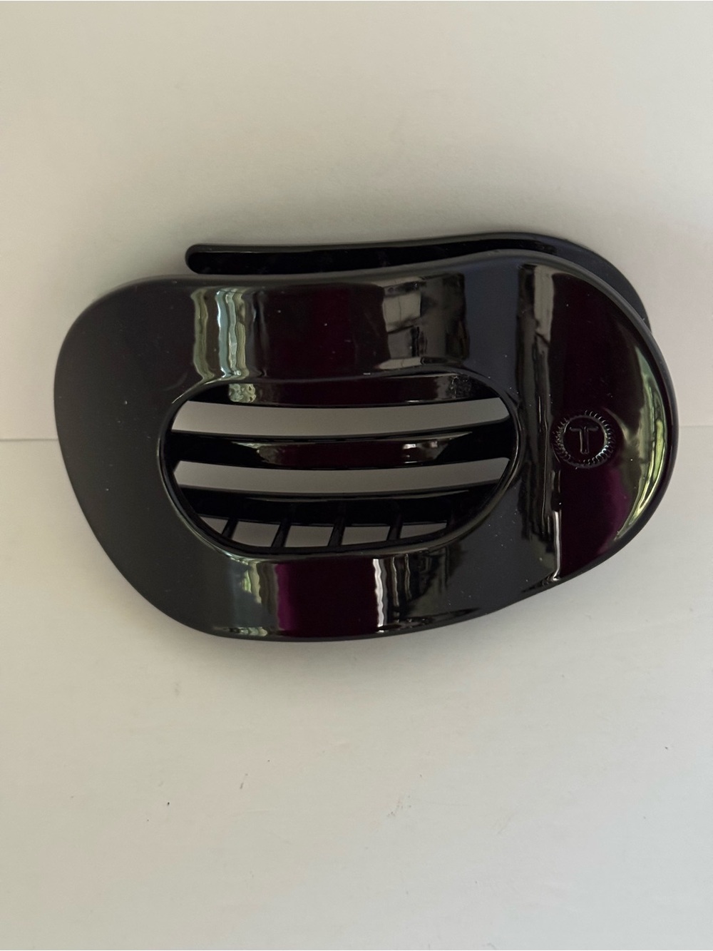 NWOT Teleties Flat Round Hair Clip - Black